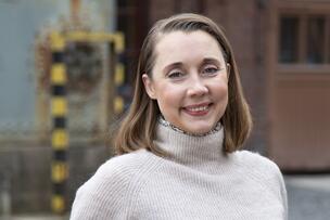 Lähikuva Reetta Sariolasta.