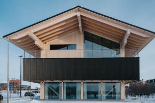 Ulkokuva kerhotilasta