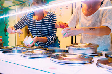 The microbiological quality of bulk ice creams sold in Helsinki is mostly good. Photo: Jussi Hellsten / Helsinki Partners