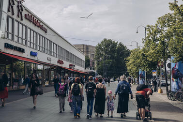 Enligt den senaste Helsingforsbarometern är Helsingforsborna mindre oroliga än i den föregående undersökningensom gjordes strax efter krigets början. Bild: Aleksi Poutanen