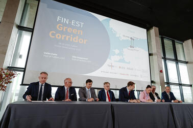 Today 9.10.2023 a Green Corridor MoU (Memorandum of Understanding) has been signed by representatives on both sides of the Gulf of Finland to ensure and accelerate the creation of a climate neutral customer journey and maritime green corridor between Helsinki – Tallinn and Vuosaari – Muuga connections.