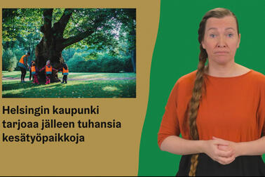 Ajankohtaiskatsauksen viittomakielellä helmikuussa 2023 voi katsoa Helsinki-kanavalta. Kuva: Kuvakaappaus helsinki-kanavalta.
