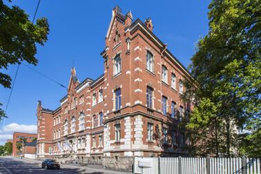 The building, located at Ensi linja 1 in Kallio, has been classified as having architectural, cultural and historical value.