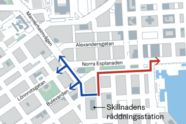 Systemet för trafikljusfördel har genomförts på rutterna Ludvigsgatan–Skillnaden–Mannerheimsvägen samt Högbergsgatan–Södra Esplanaden–Södra kajen. Bild: Helsingfors stad