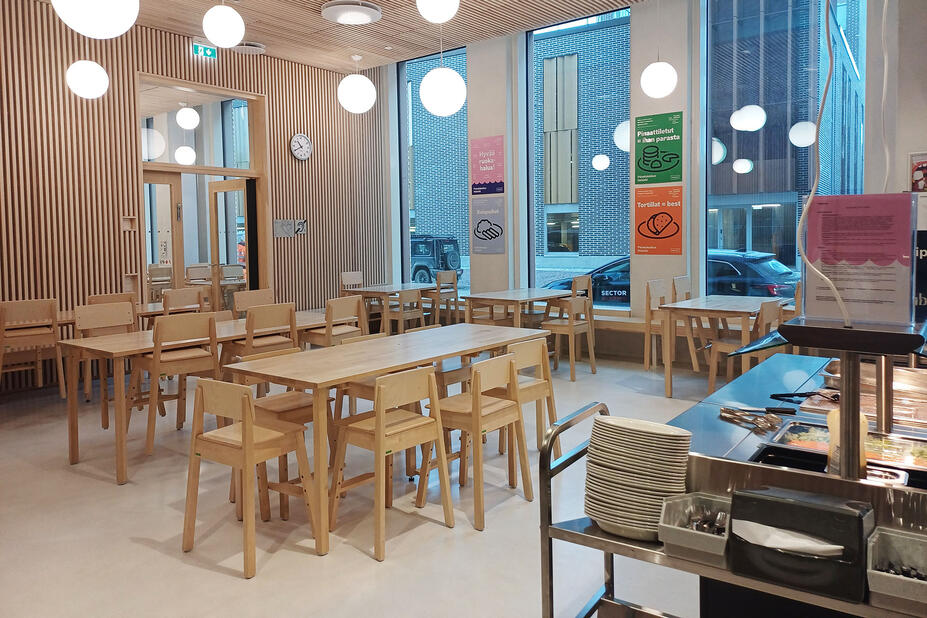 Päiväkodin ruokala.