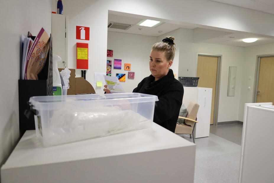 Emma korvaushoidon huoneessa