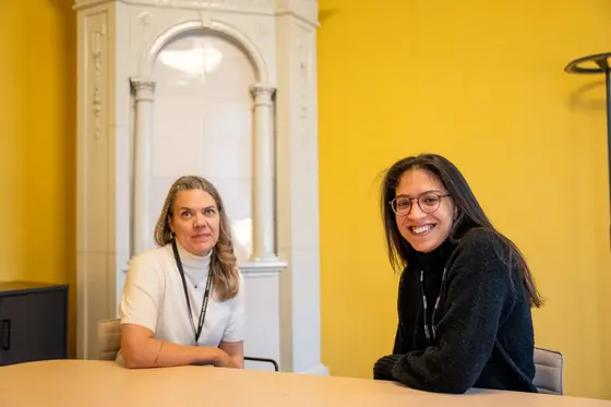 Tanja Kallio ja Monira Khalid-Yousif.