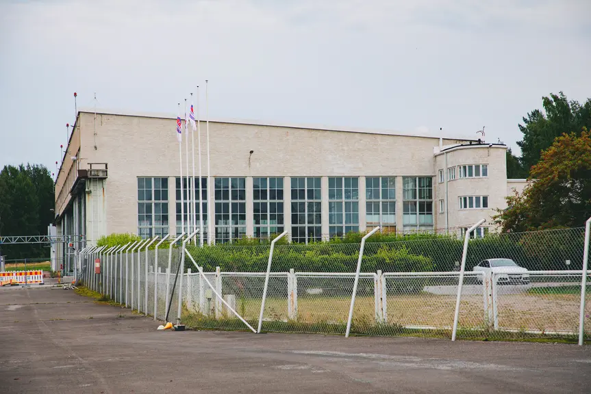 Hangaari-rakennus.