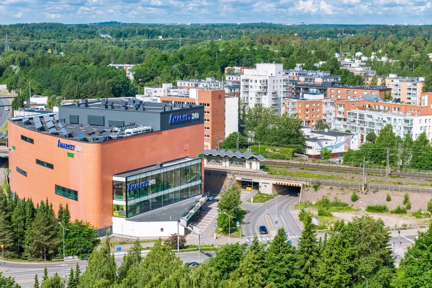 Ulkokuva Pukinmäen S-marketista.