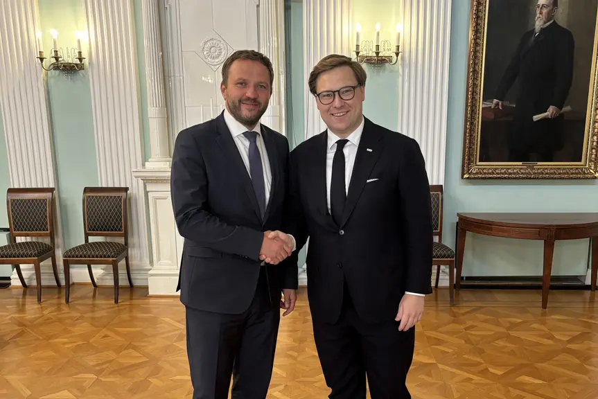 Viron ulkoministeri Margus Tsahkna ja Helsingin pormestari Daniel Sazonov tapasivat Helsingin kaupungintalolla 29. syyskuuta. 