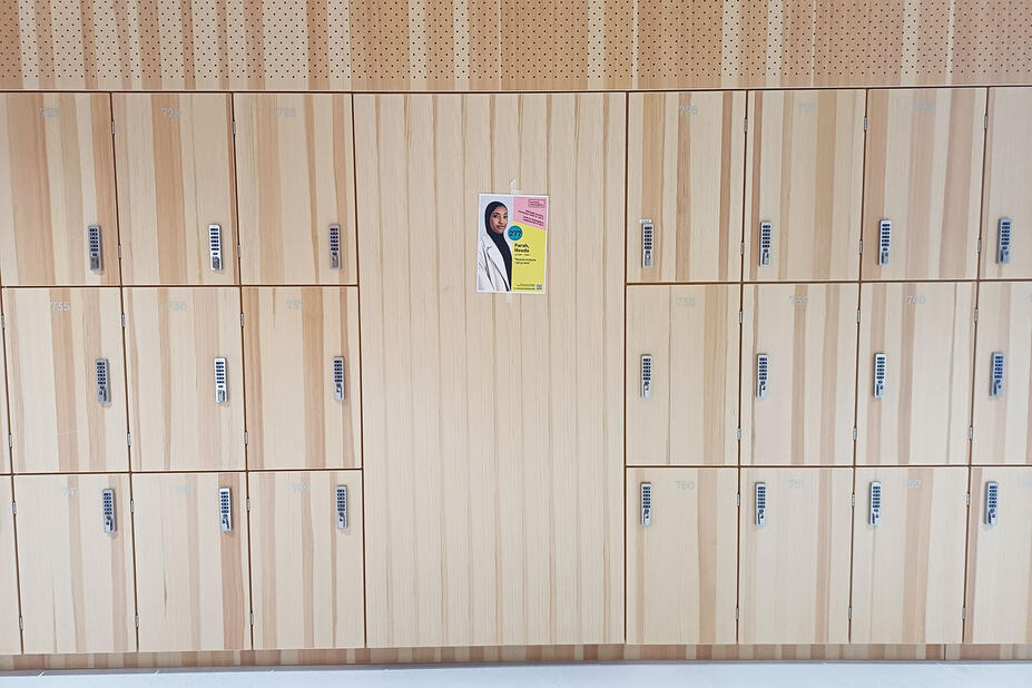 Lokeroita.