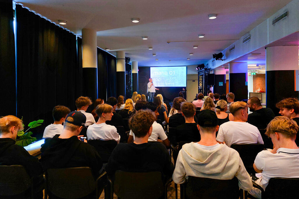 Helsingin kaupunki ja startup-yhteisö Maria 01 järjestivät perjantaina 24.5. lähes sadalle opinto-ohjaajalle ja lukiolaiselle tapahtuman, jossa kerrottiin startup-yrittäjyydestä.  Kuva: Pia Partanen