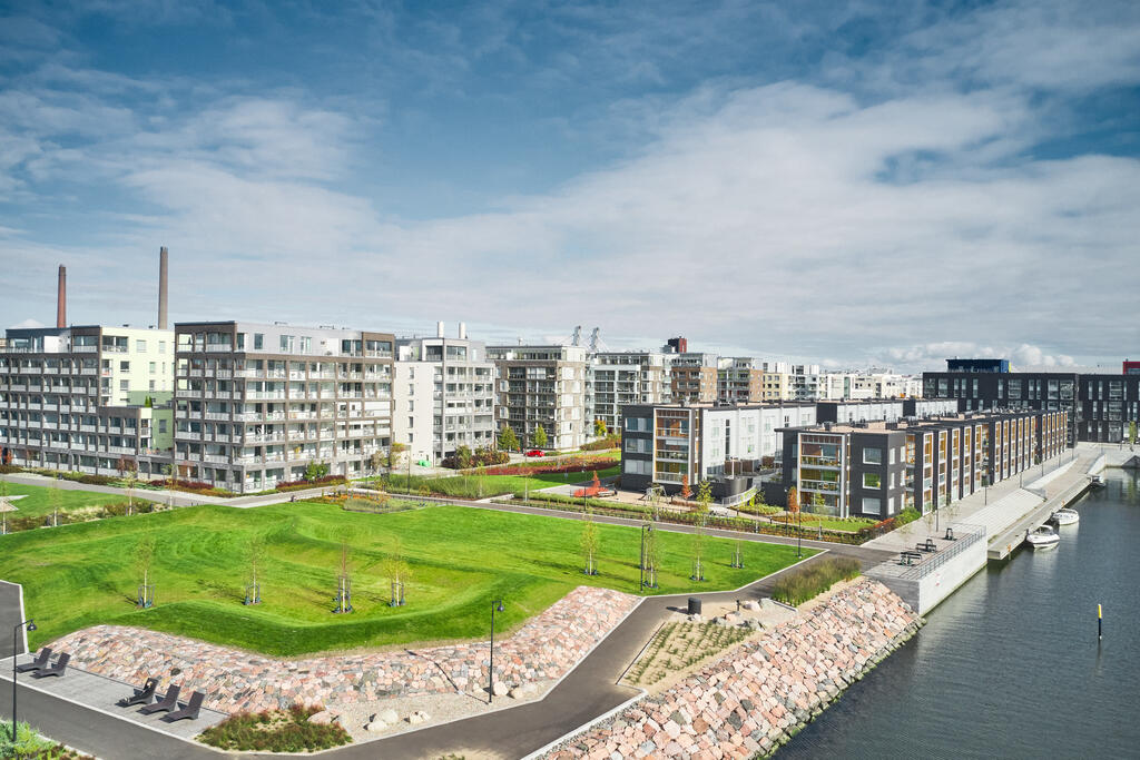 Helsingin kaupunginhallitus päätti varata tontteja yhteensä noin 3 925 asunnon rakentamiseen.  Kuva: Kari Ylitalo