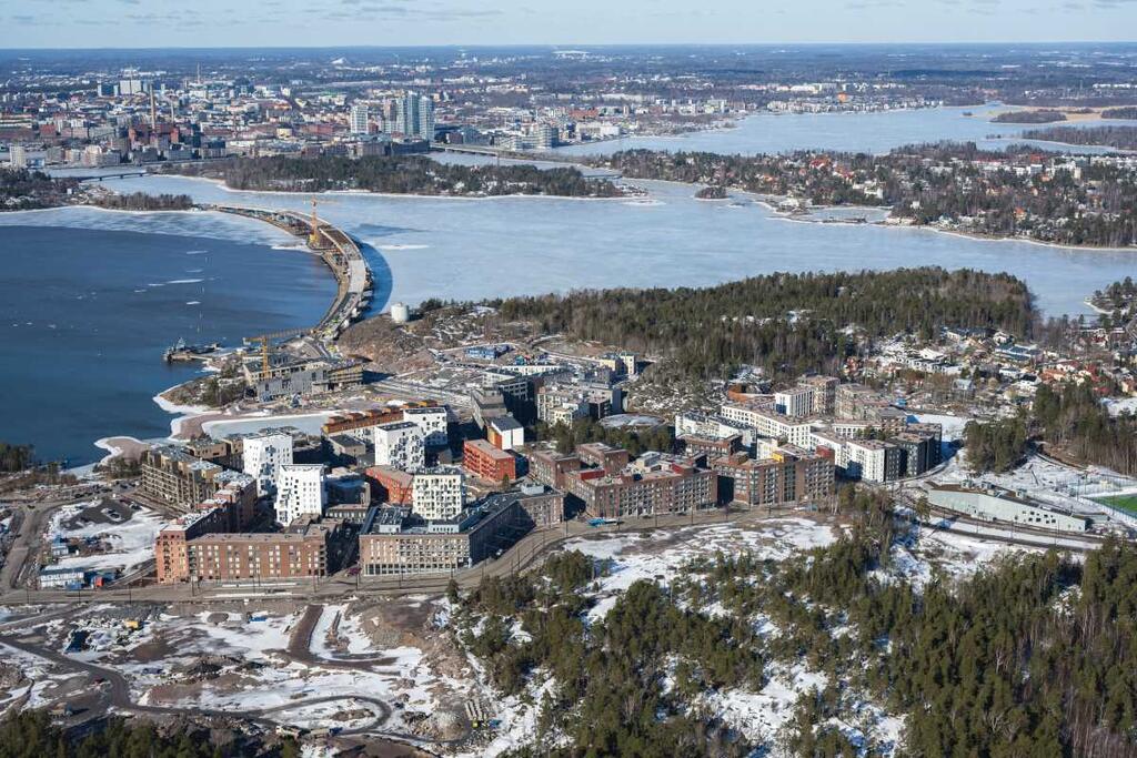 Kruunuvuorenrantaan nousee vuoteen 2030 mennessä koti 13 500 asukkaalle. Kuva: Suomen ilmakuva Oy