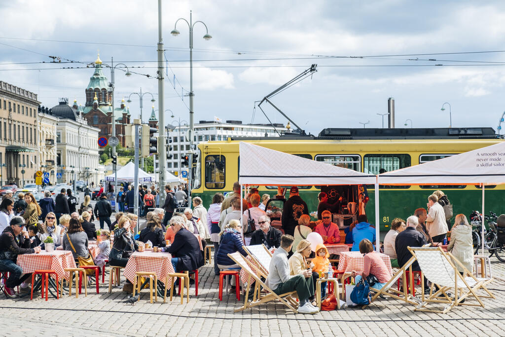 Helsingin kaupunki kerää asukkailta kehitysehdotuksia matkailuinfrastruktuuriin, -kohteisiin tai -liikenteeseen.  Kuva: Jussi Hellsten