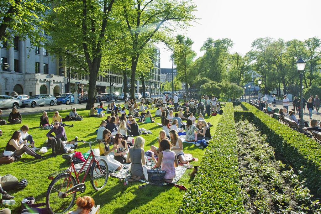 Ur stadens perspektiv är det särskilt viktigt att involvera Helsingforsborna i turismens utveckling.  Bild: Lauri Rotko