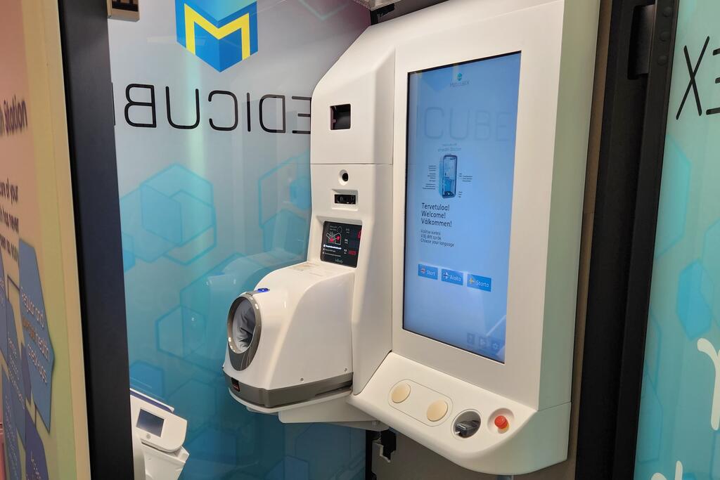 The autonomous self-check station allows clients to measure their blood pressure, heart rate, oxygen saturation, temperature, weight and body composition.  Photo: MedicubeX