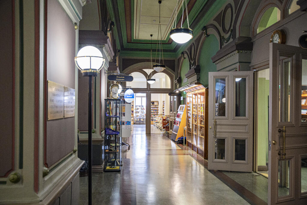 Rikhardinkadun kirjasto on arkkitehtuuriltaan ja tunnelmaltaan ainutlaatuinen. Kuva: Virpi Peltola