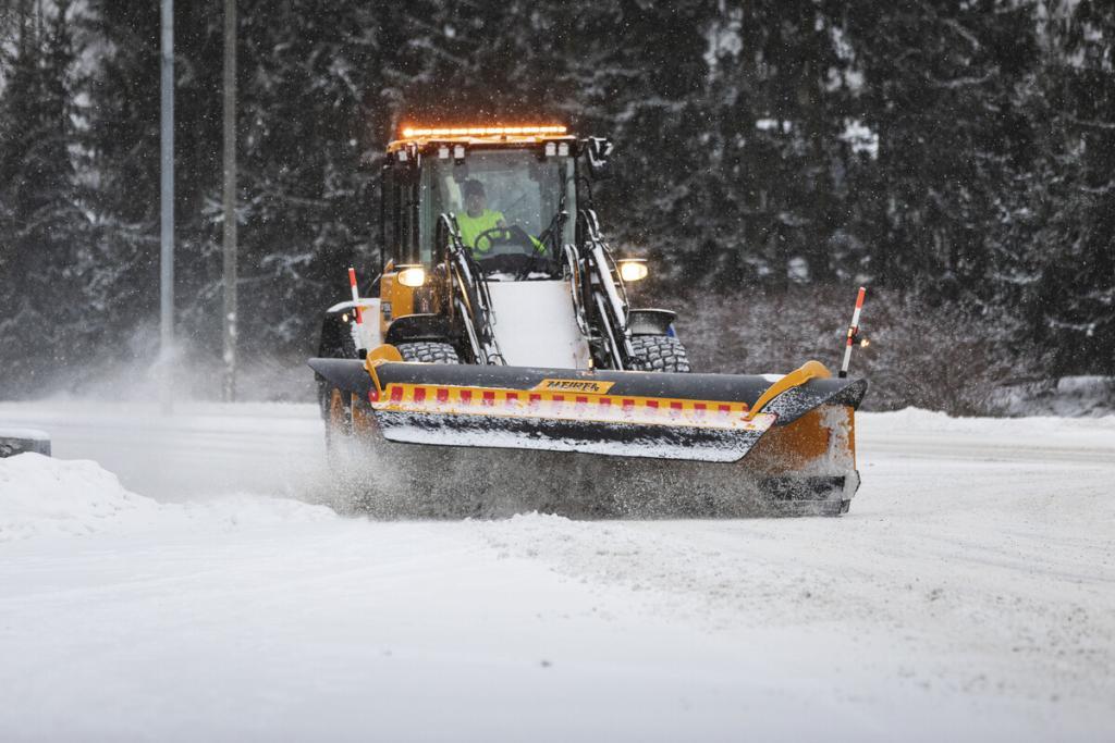 Lumityöt ovat alkaneet Helsingissä. Kuva: Roni Rekomaa