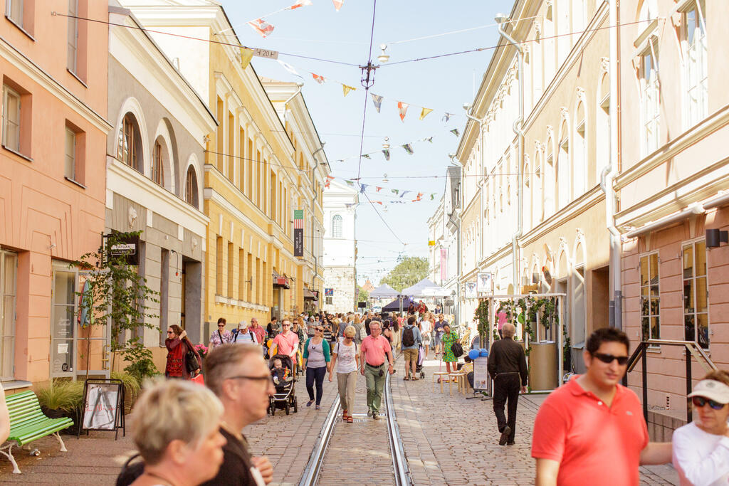 Based on preliminary data, Helsinki attracted more than 4 million registered overnight stays in 2023. Of the stays, an estimated 57% were by domestic visitors, and 43% were by international visitors. Photo: Maija Astikainen