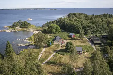 Kaunissaari ilmasta käsin kuvattuna