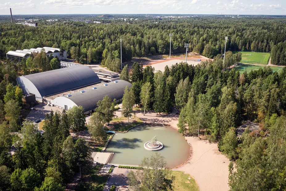 Ilmakuva Pirkkolan liikuntapuistosta.