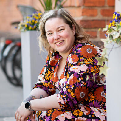 Lastensuojelun sosiaalityöntekijä Satu