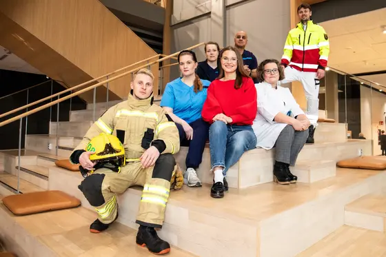  Sosiaali-, terveys- ja pelastusalan työntekijöitä.