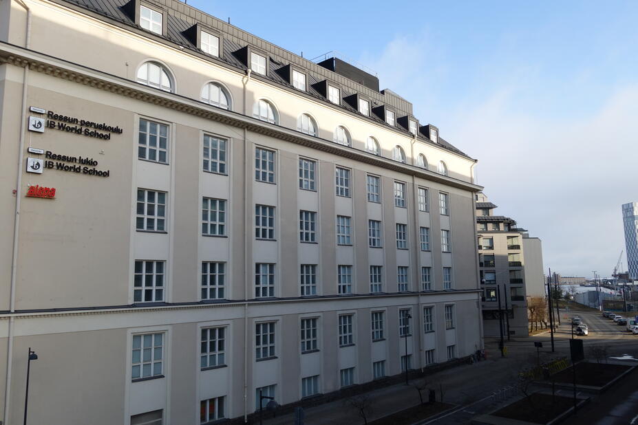 Ressun lukio Ruoholahdenkatu 23