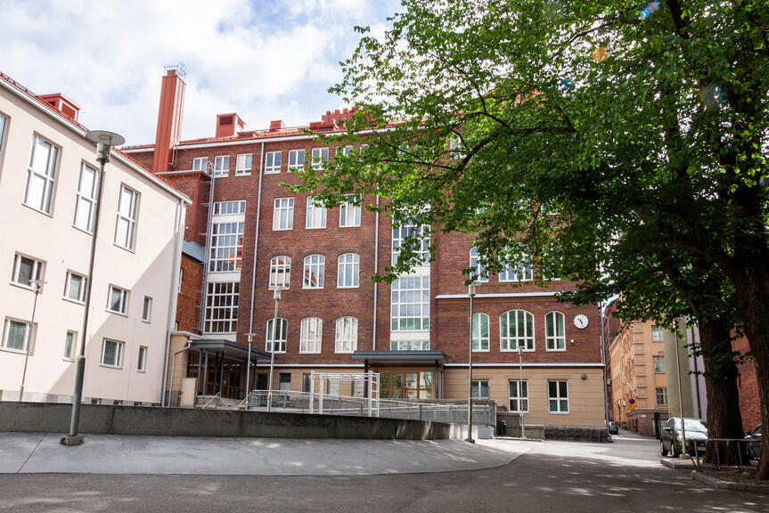 Kruununhaan yläasteen koulu