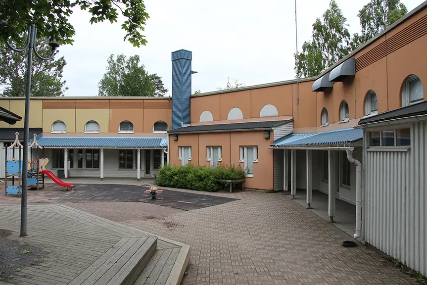 Päiväkoti Miilun piha ja rakennus