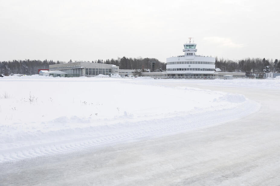 Luistelurata Malminkentän alueella.