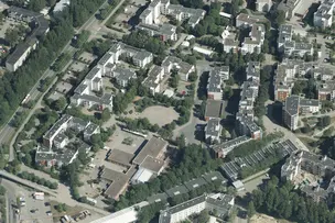 Ilmakuva kerrostaloalueesta.