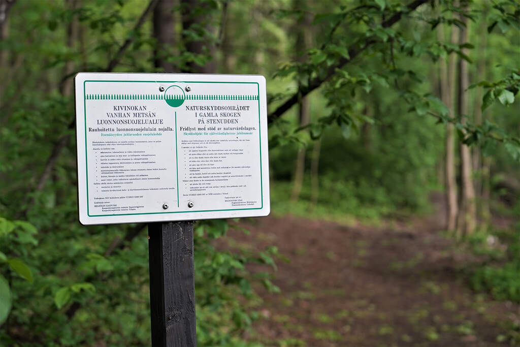 Nature reserve protection order sign  Photo: Mira Lainiola