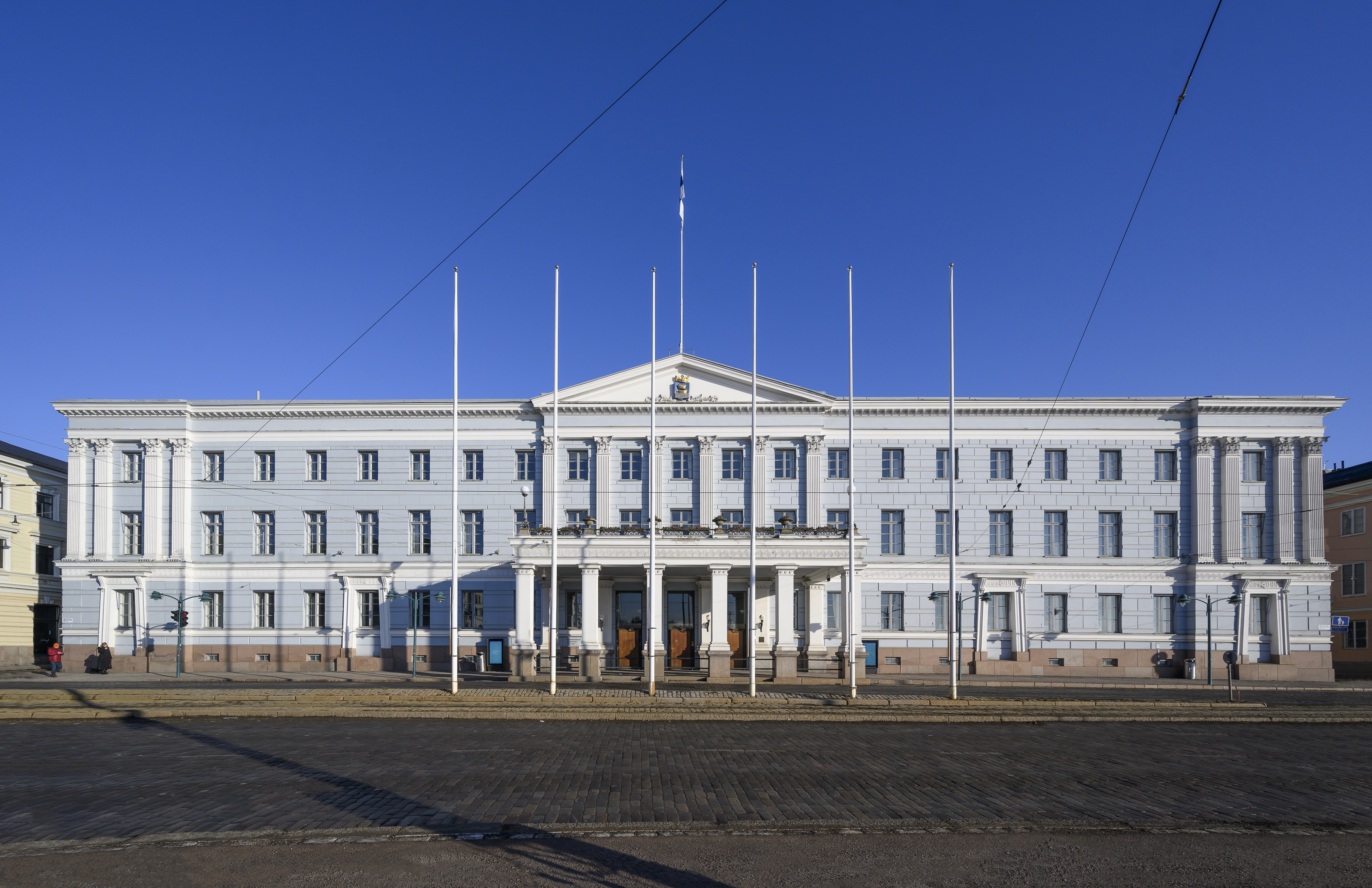 Tatuirovka qilingan gozallik porno video Voyaga etgan fohishalar video