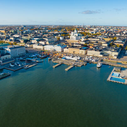 Ilmakuva Helsingistä Kauppatorille päin.