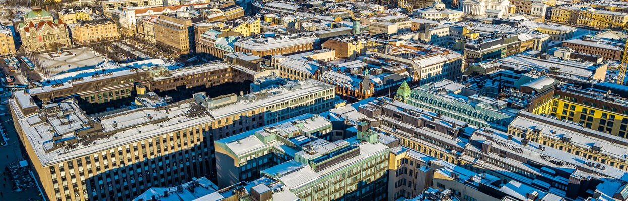 Ilmakuva kaupunkinäkymästä Helsingissä.