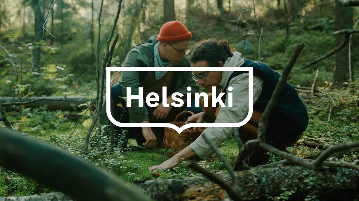 Videon loppuplanssi, jossa Helsinki-kehystunnus on kuvan päällä.
